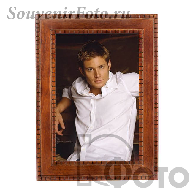 Фоторамка Хофманн, Мод. 917, 30х40 см. Натуральное красное дерево